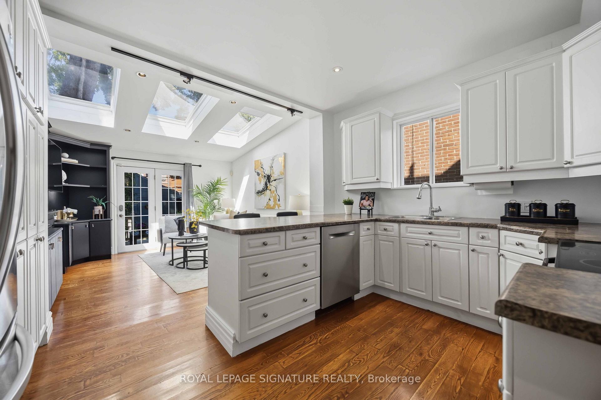 Photo 13 of 110 Gillard Avenue, Toronto, Greenwood-Coxwell — HOMEH