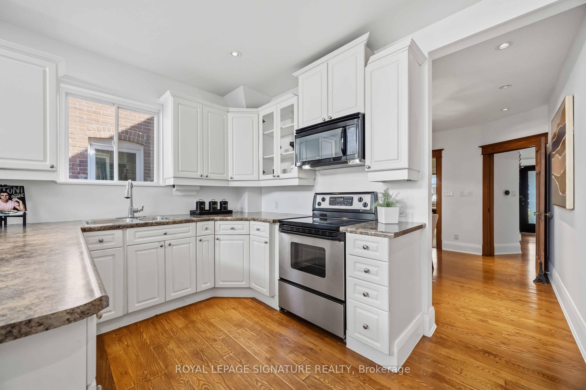 Photo 15 of 110 Gillard Avenue, Toronto, Greenwood-Coxwell — HOMEH