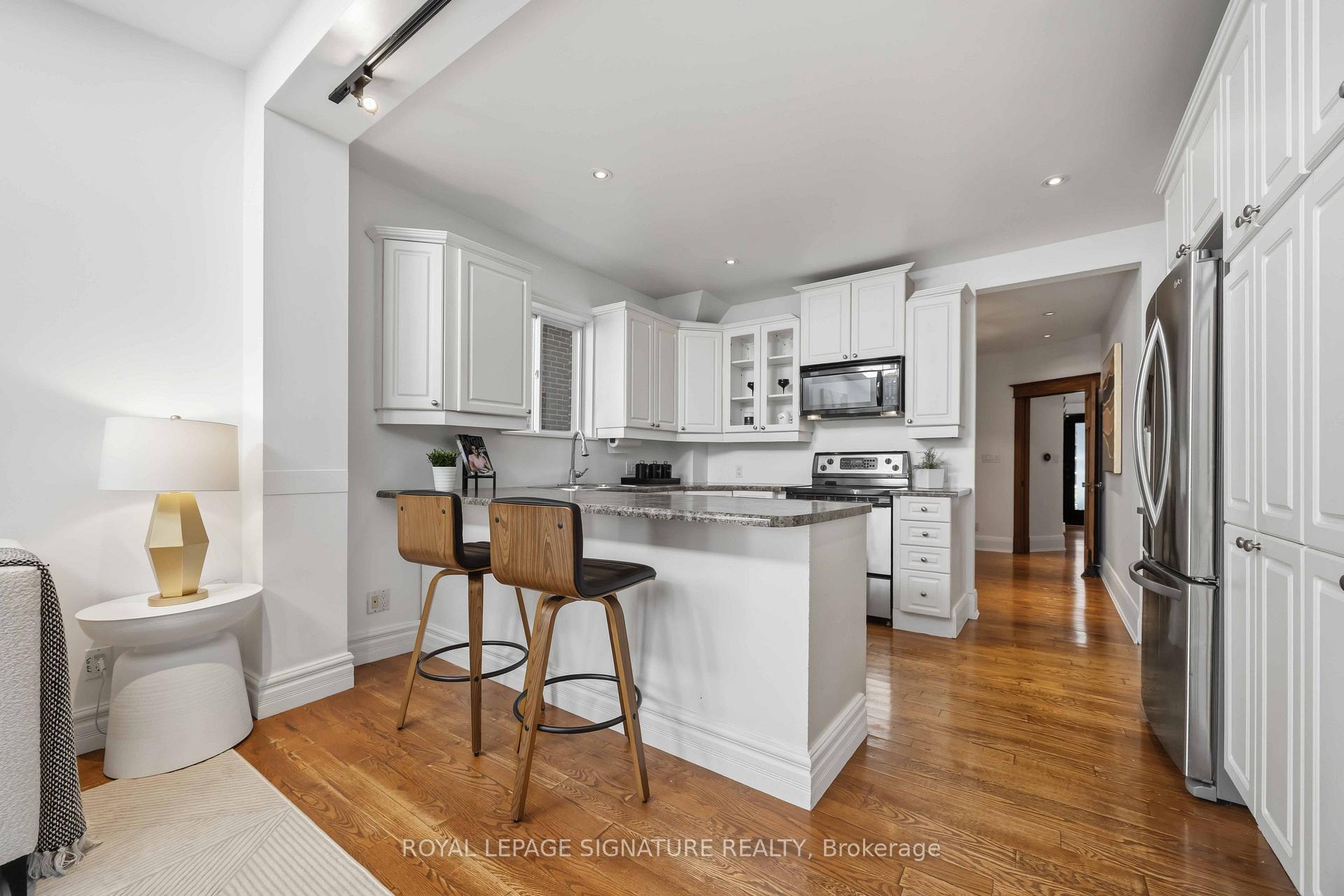Photo 18 of 110 Gillard Avenue, Toronto, Greenwood-Coxwell — HOMEH