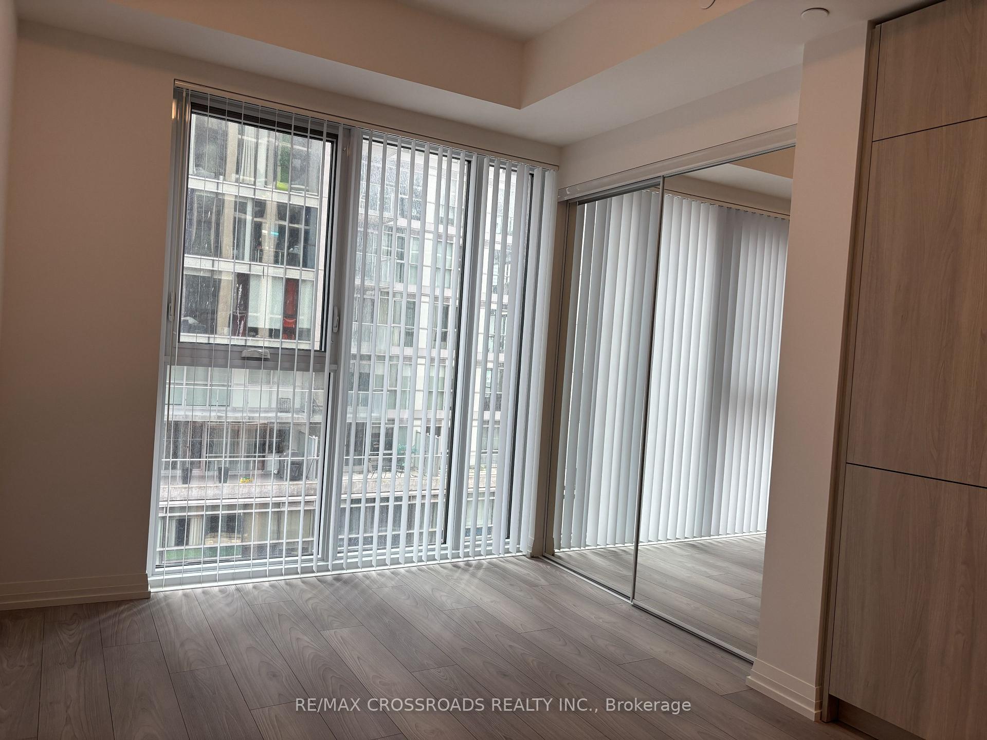 Photo 4 of Unit 1010, 400 King Street W, Toronto, Waterfront Communities — HOMEH