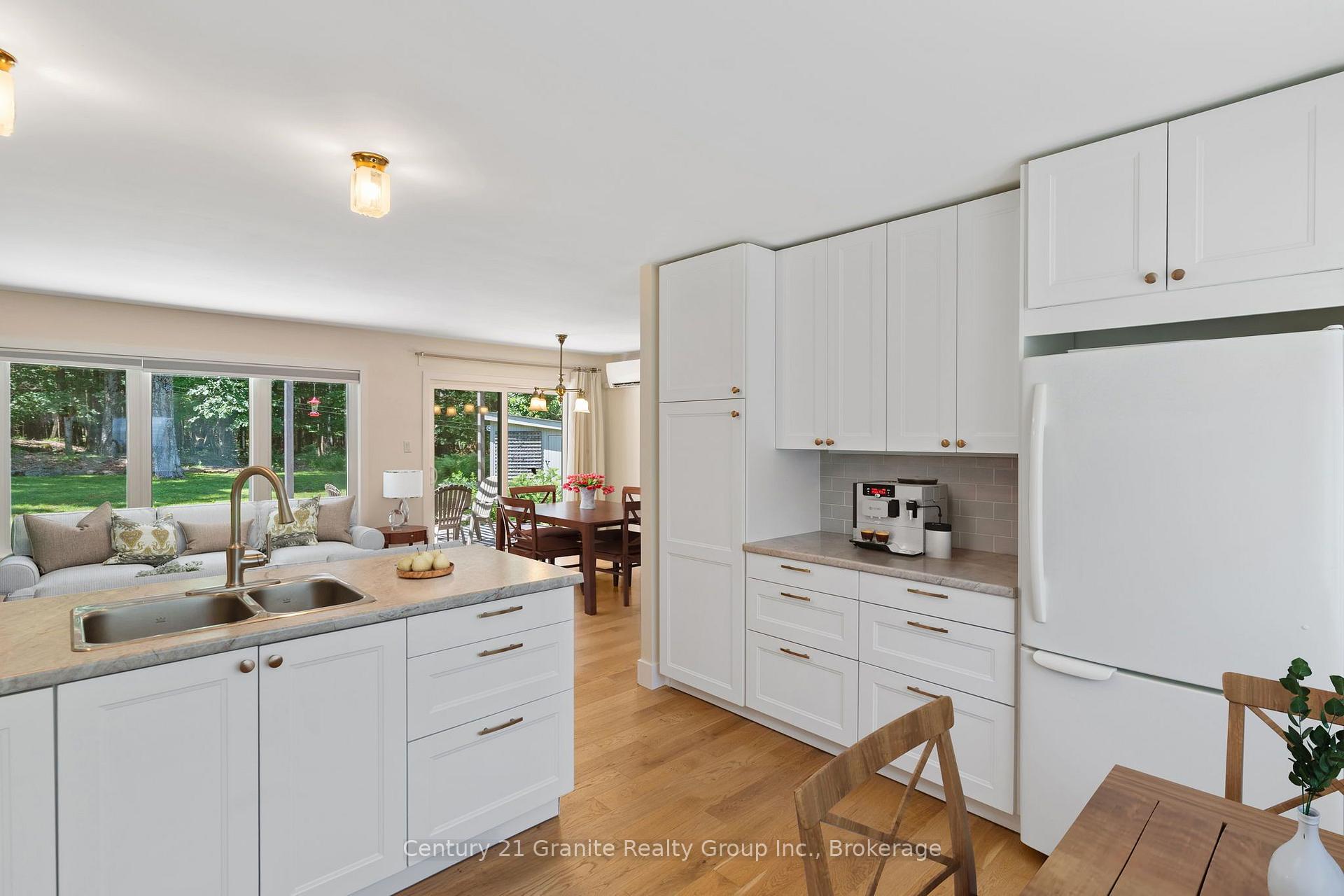 Photo 4 of 22 Highland Gate Boulevard, Minden Hills, Anson — HOMEH