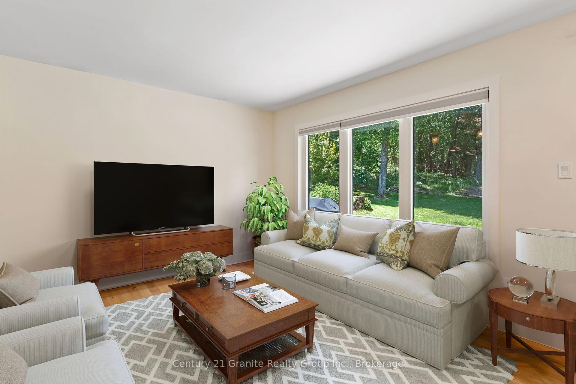 Photo 5 of 22 Highland Gate Boulevard, Minden Hills, Anson — HOMEH