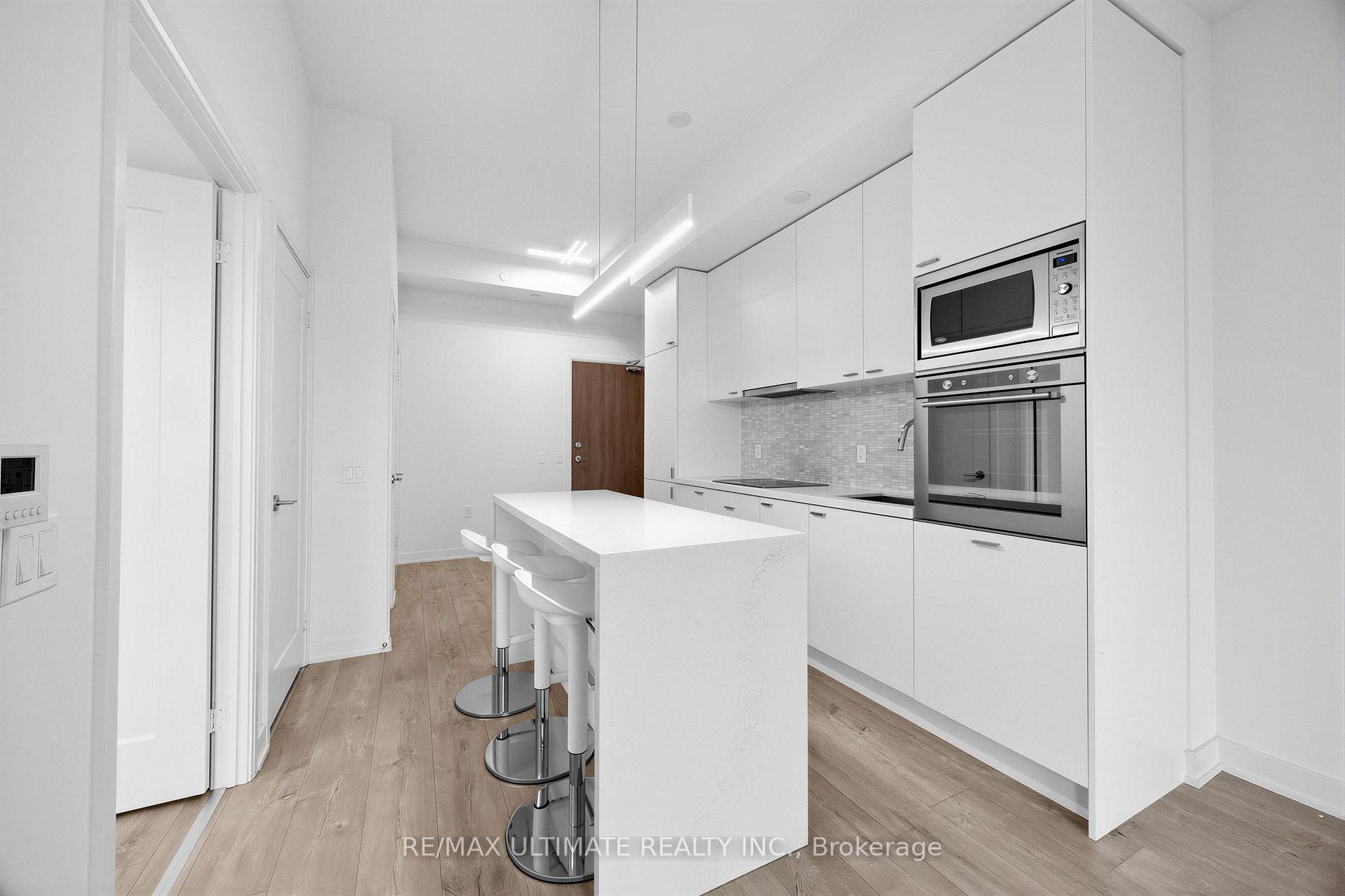 Photo 5 of Unit 1811W, 27 Bathurst Street, Toronto, Waterfront Communities — HOMEH