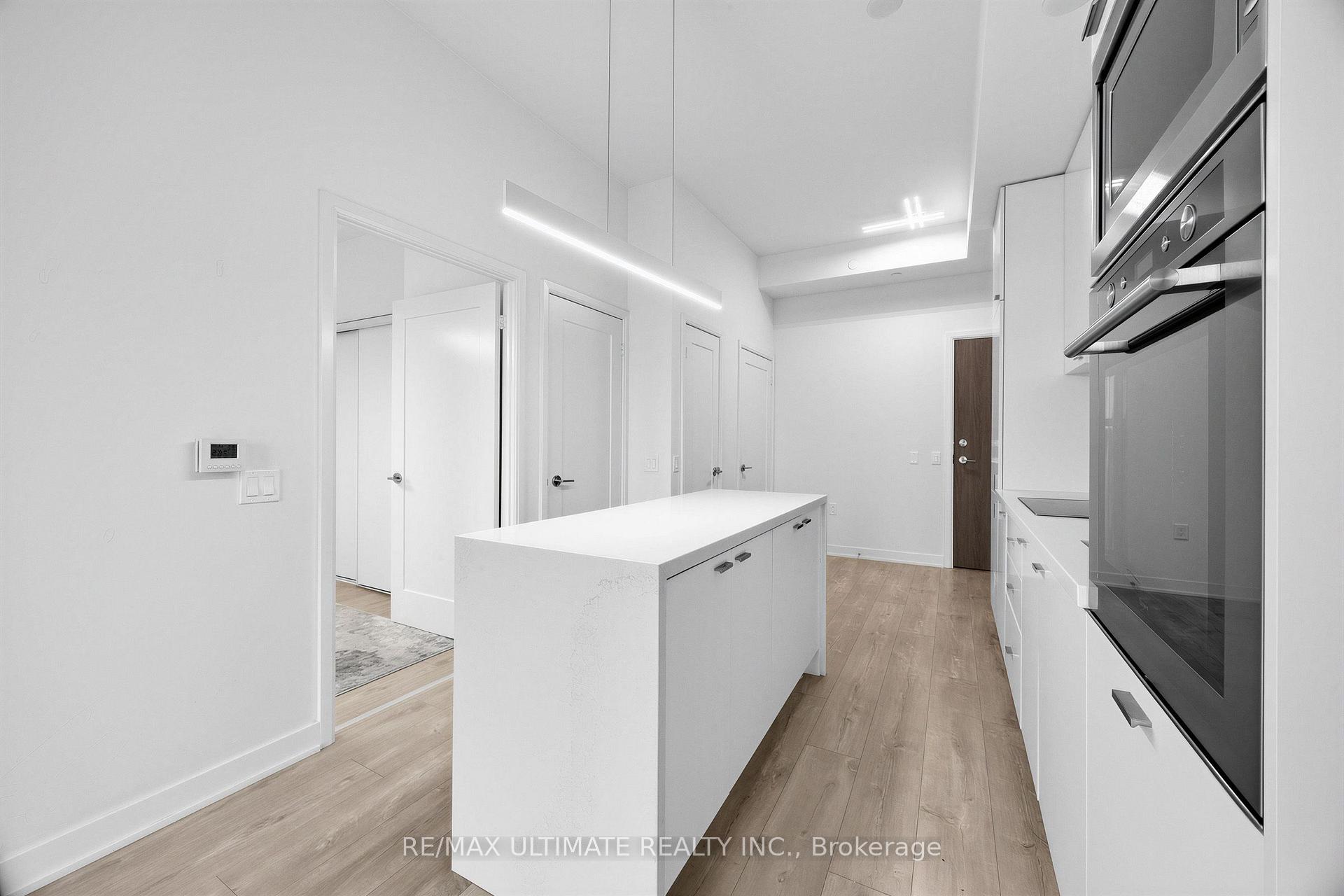 Photo 7 of Unit 1811W, 27 Bathurst Street, Toronto, Waterfront Communities — HOMEH