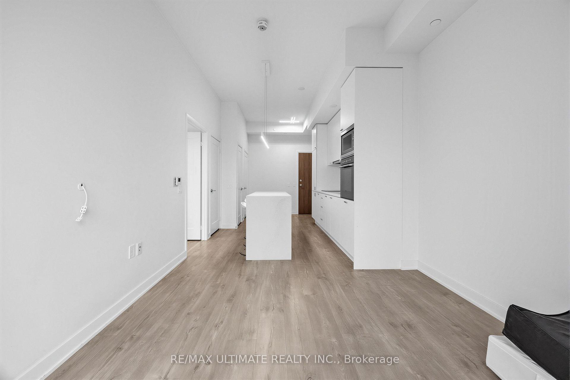 Photo 11 of Unit 1811W, 27 Bathurst Street, Toronto, Waterfront Communities — HOMEH