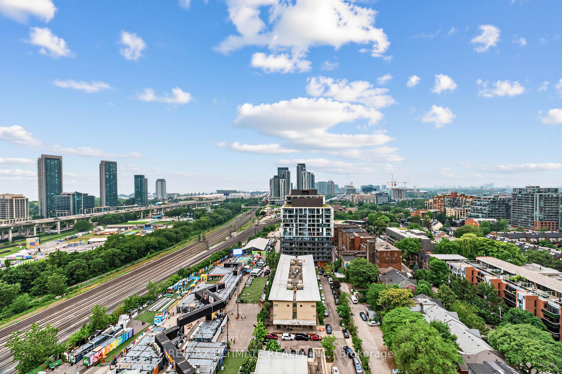 Photo 21 of Unit 1811W, 27 Bathurst Street, Toronto, Waterfront Communities — HOMEH