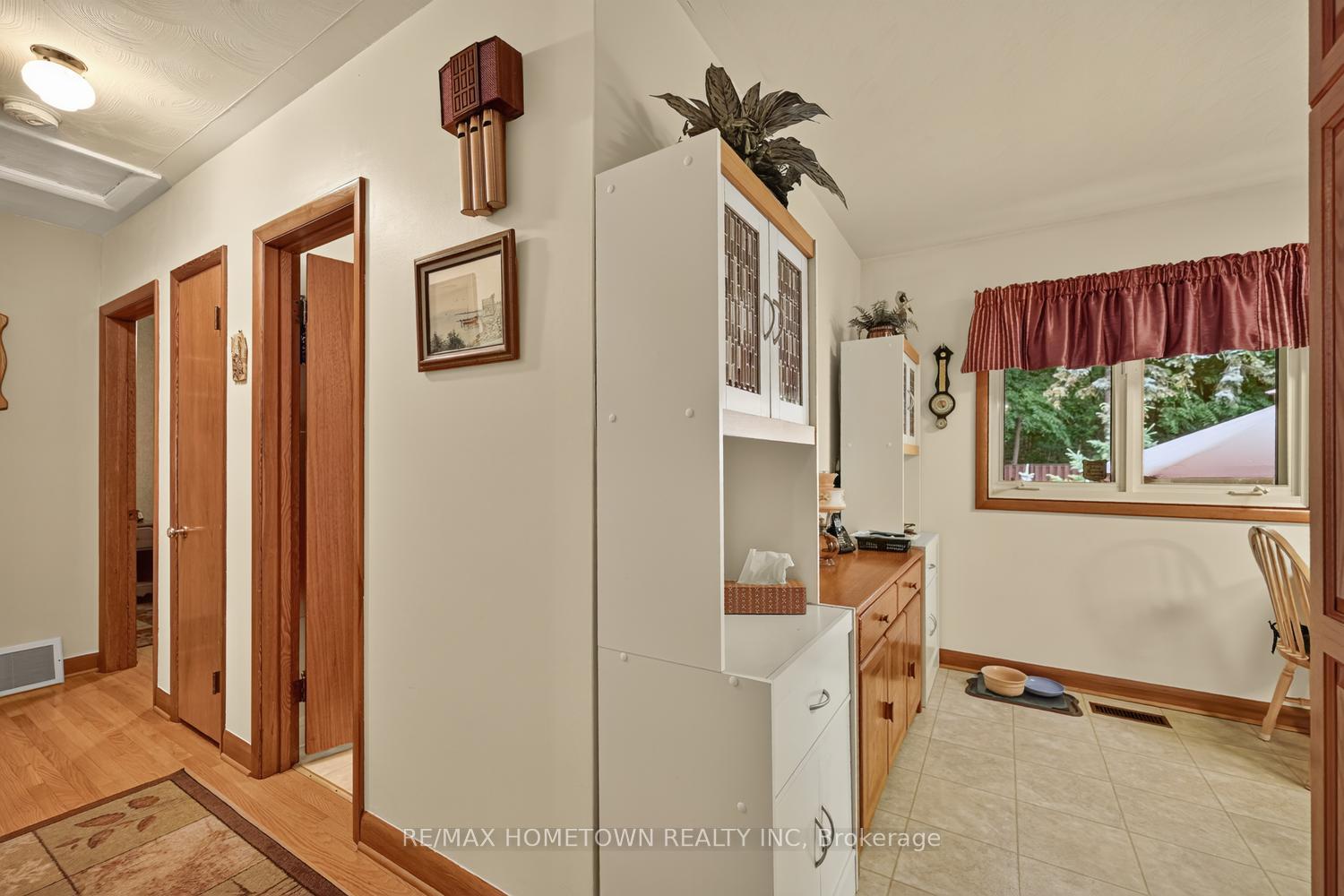 Photo 9 of 21 Fairway Crescent, Brockville, Brockville — HOMEH