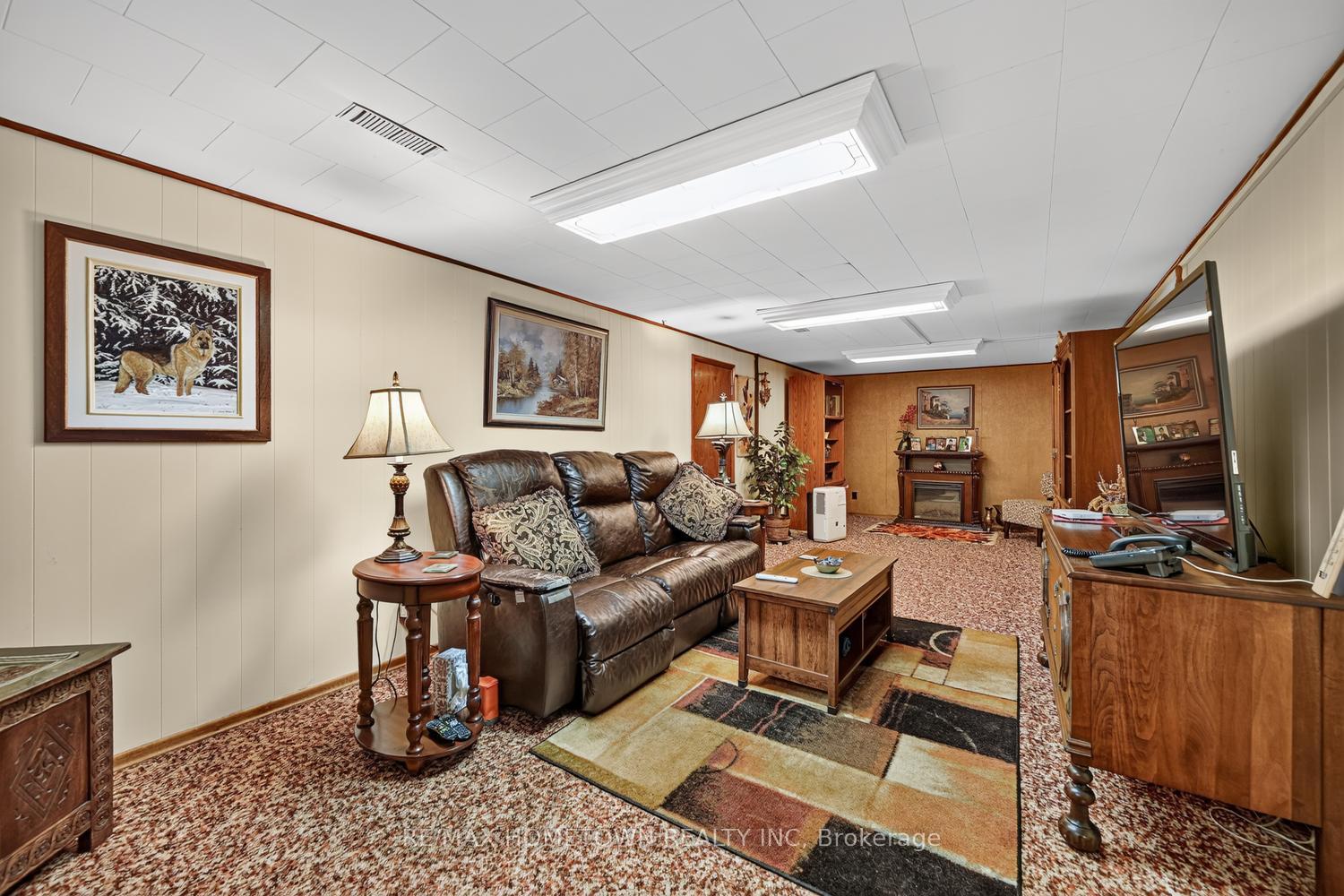 Photo 20 of 21 Fairway Crescent, Brockville, Brockville — HOMEH