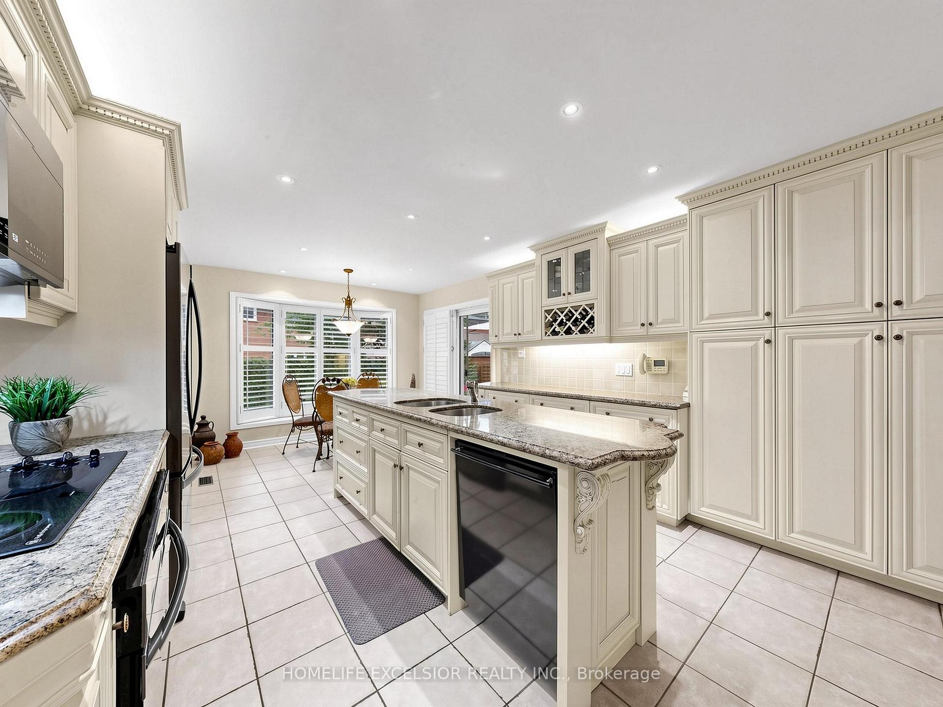 Photo 5 of 17 Black Cherry Drive, Markham, Raymerville — HOMEH