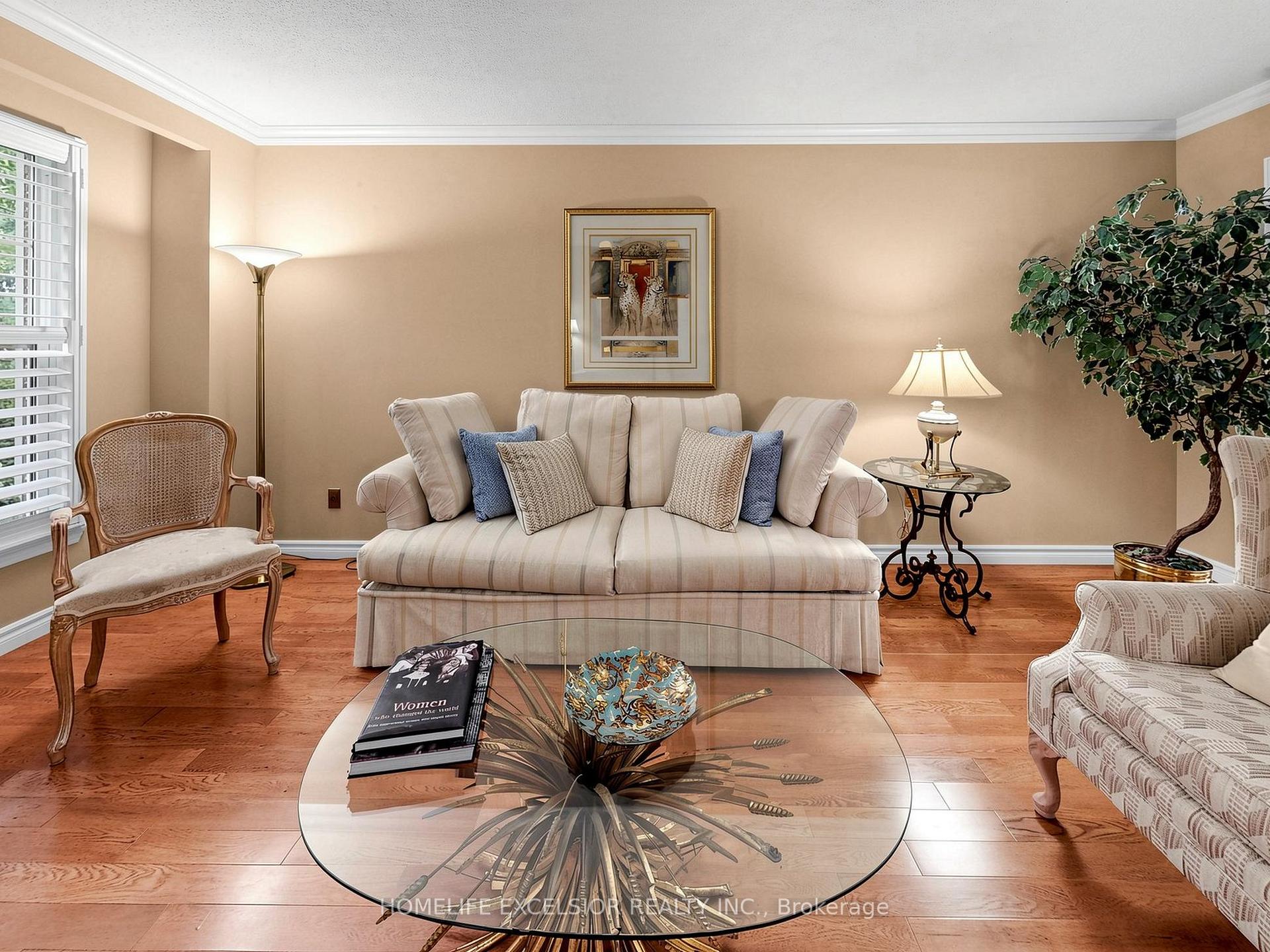 Photo 11 of 17 Black Cherry Drive, Markham, Raymerville — HOMEH