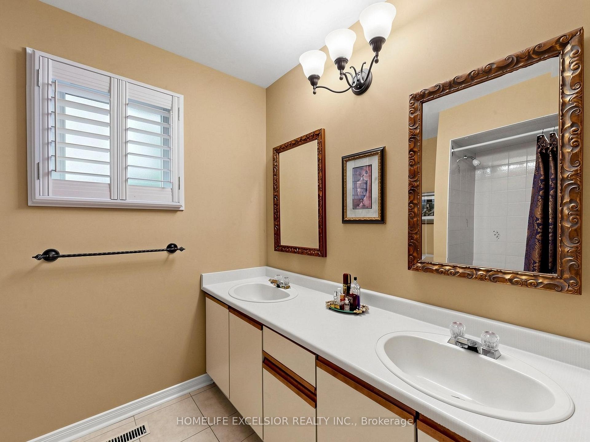 Photo 24 of 17 Black Cherry Drive, Markham, Raymerville — HOMEH