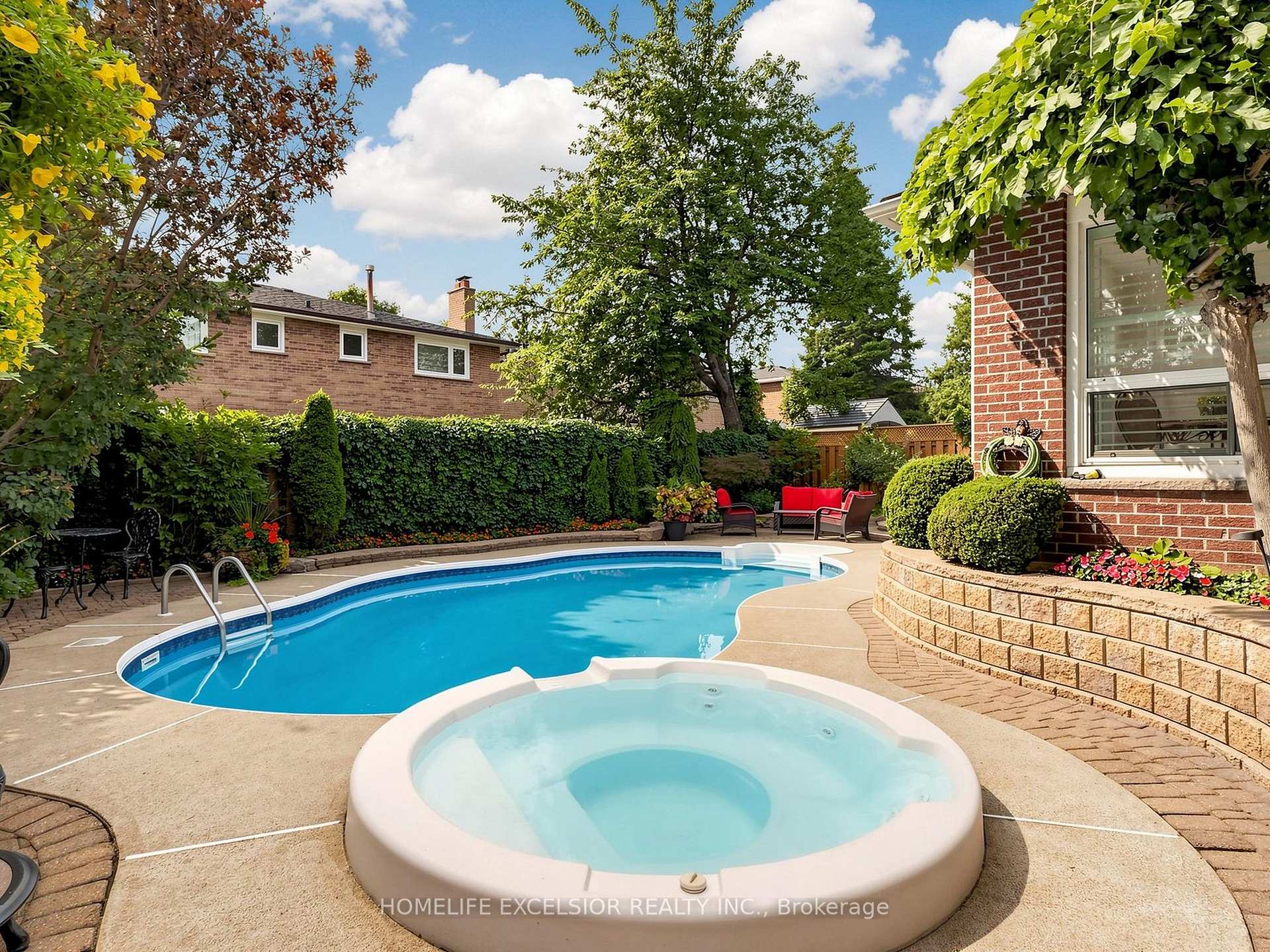 Photo 34 of 17 Black Cherry Drive, Markham, Raymerville — HOMEH