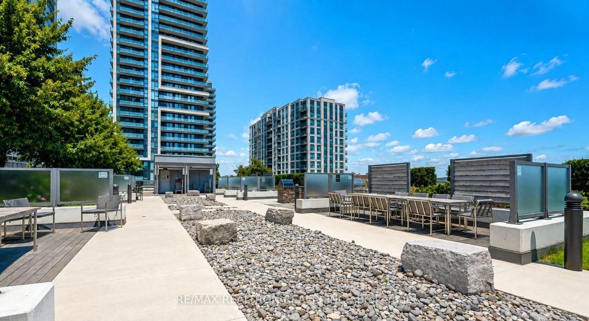 Photo 17 of Unit 1909, 55 Oneida Crescent E, Richmond Hill, Langstaff — HOMEH