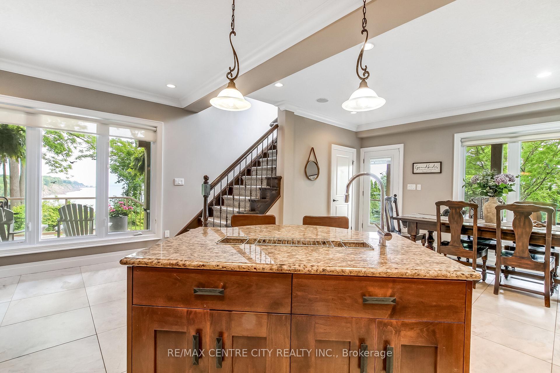 Photo 15 of 136 Brayside Street, Central Elgin, Port Stanley — HOMEH