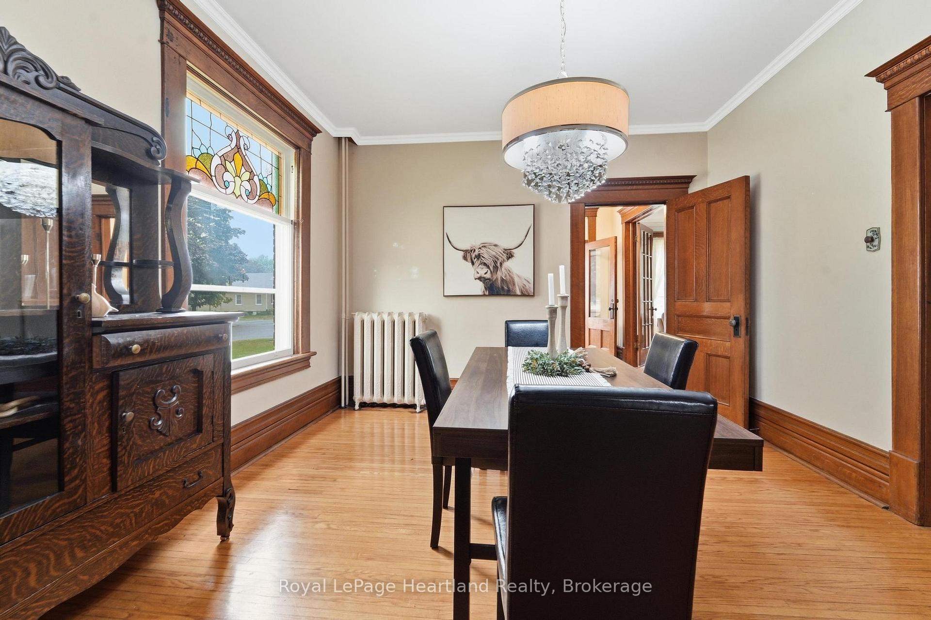 Photo 13 of 107 Wellington Street S, Goderich, Goderich (Town) — HOMEH