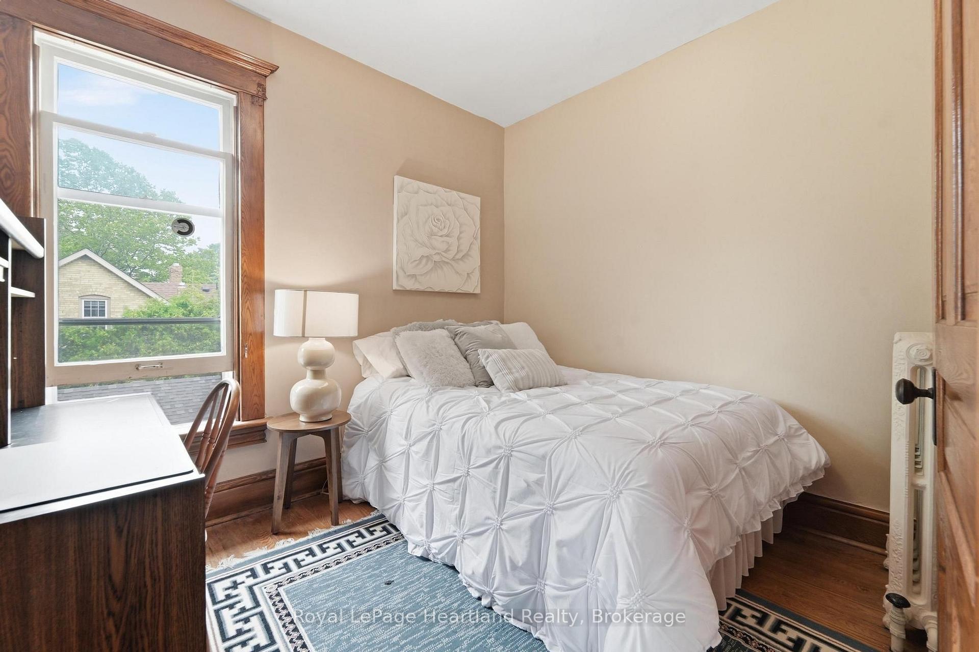 Photo 21 of 107 Wellington Street S, Goderich, Goderich (Town) — HOMEH