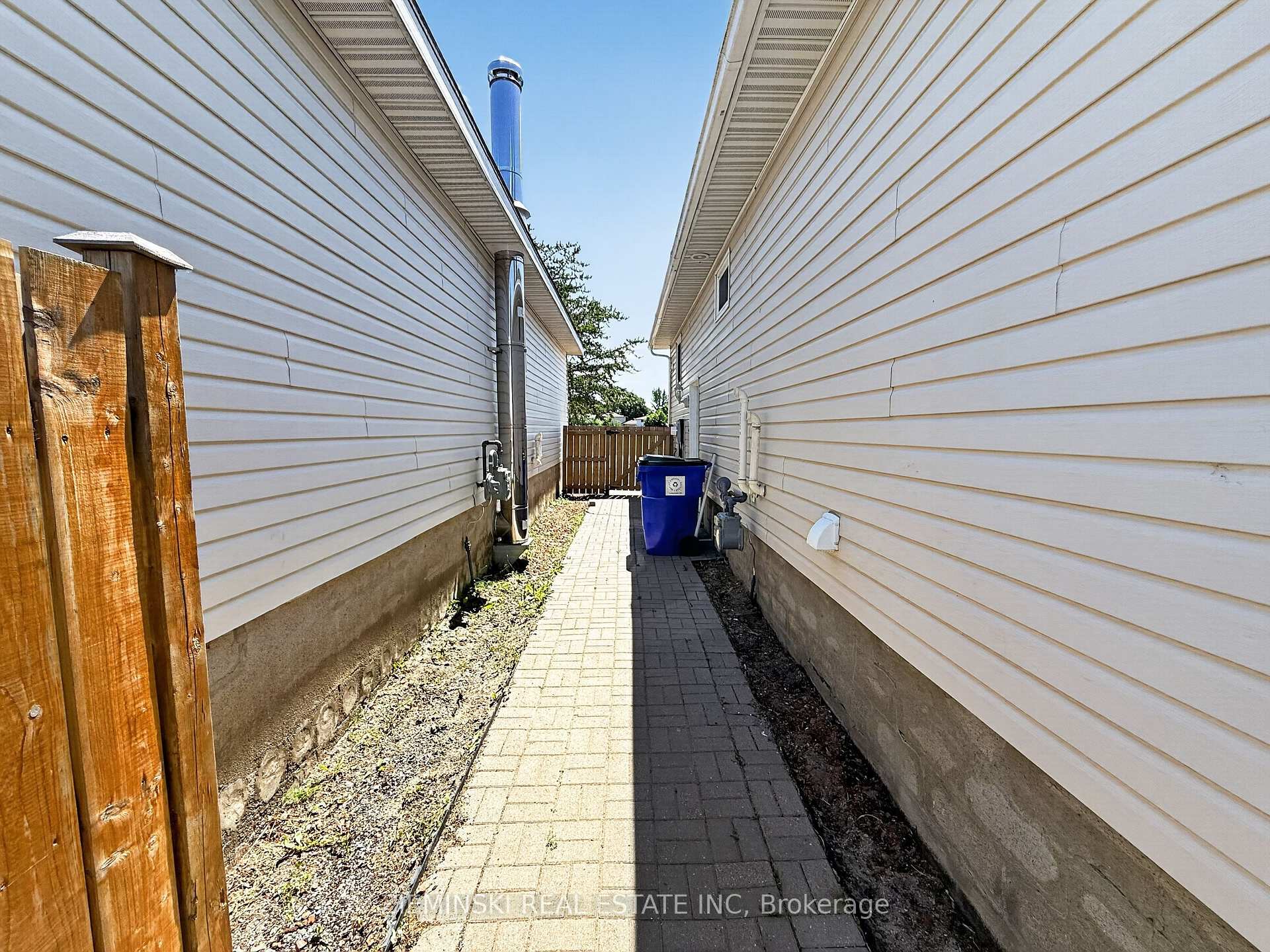 Photo 2 of 1222 Gatineau Boulevard, Timmins, MTJ - Main Area — HOMEH