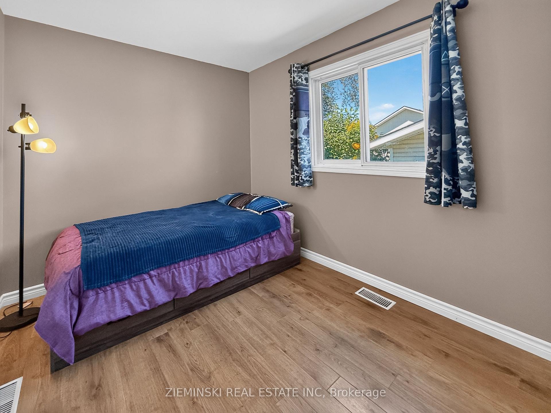 Photo 13 of 1222 Gatineau Boulevard, Timmins, MTJ - Main Area — HOMEH