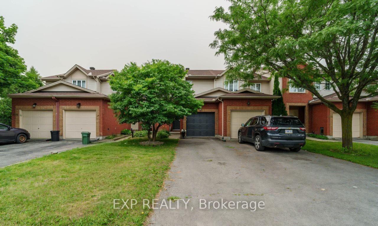 Photo 1 of 2010 Scully Way, Ottawa, Fallingbrook/Gardenway South — HOMEH