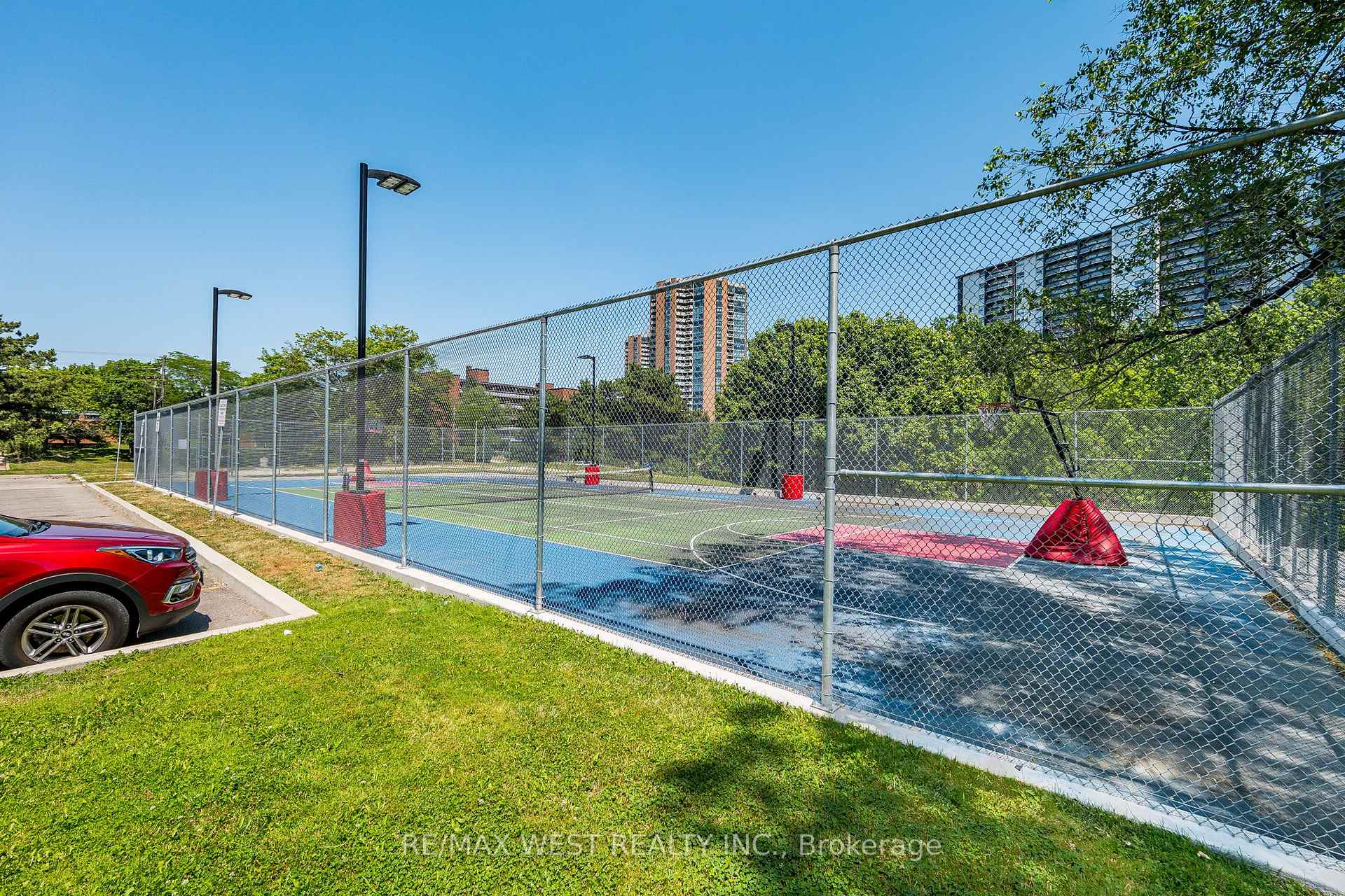 Photo 2 of Unit 1104, 11 Wincott Drive, Etobicoke, Kingsview Village-The Westway — HOMEH
