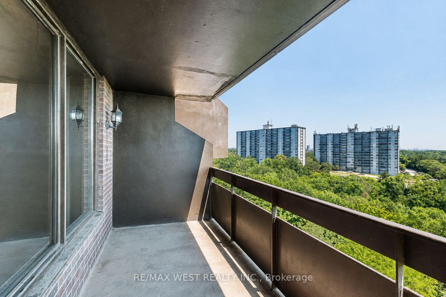 Photo 17 of Unit 1104, 11 Wincott Drive, Etobicoke, Kingsview Village-The Westway — HOMEH
