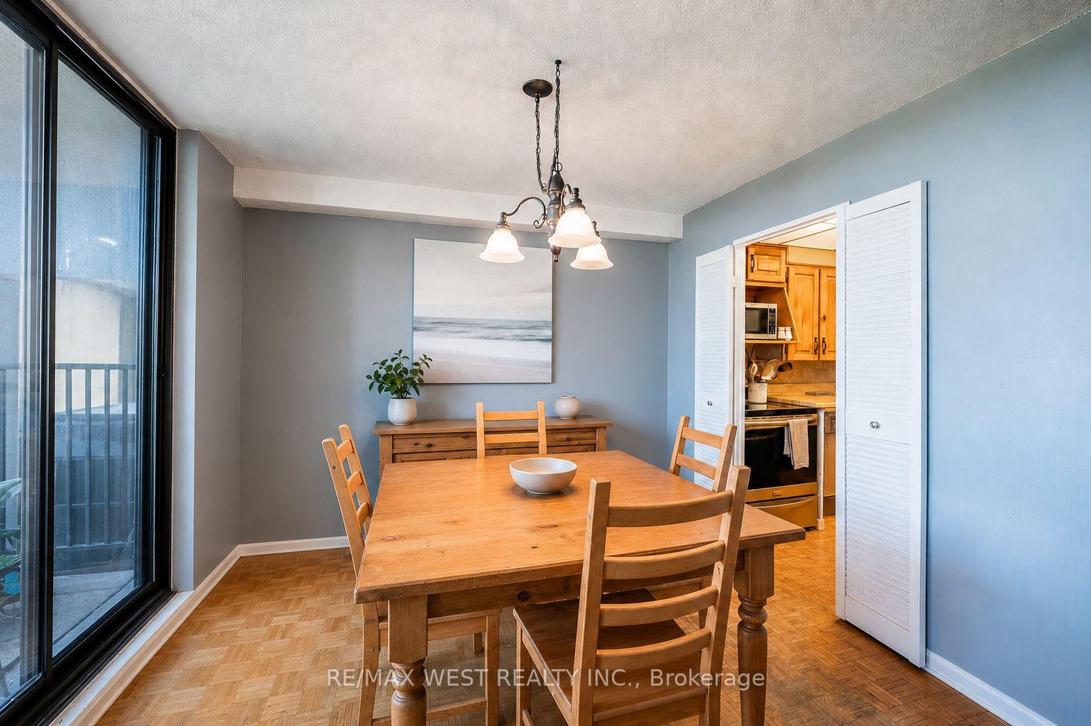 Photo 18 of Unit 1104, 11 Wincott Drive, Etobicoke, Kingsview Village-The Westway — HOMEH