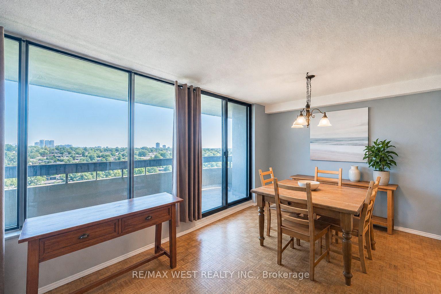 Photo 19 of Unit 1104, 11 Wincott Drive, Etobicoke, Kingsview Village-The Westway — HOMEH