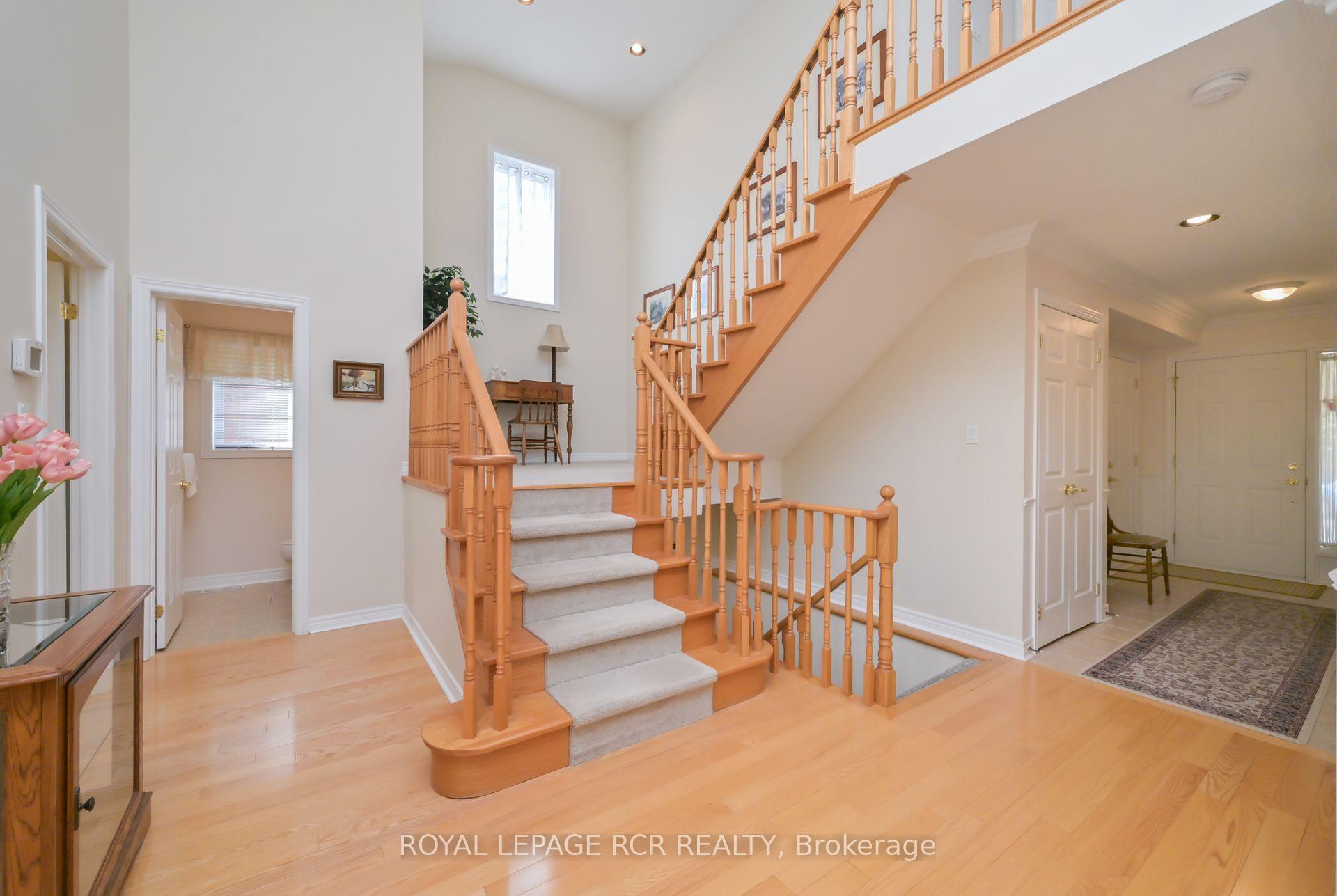 Photo 19 of 83 Bella Vista Trail, New Tecumseth, Alliston — HOMEH