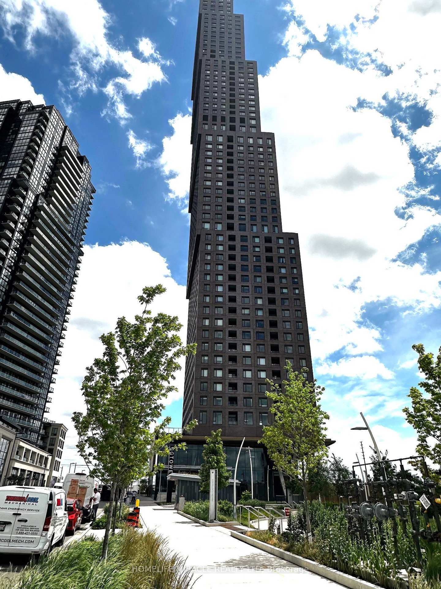 Photo 1 of Unit 3009, 2920 Highway 7, Vaughan, Concord — HOMEH