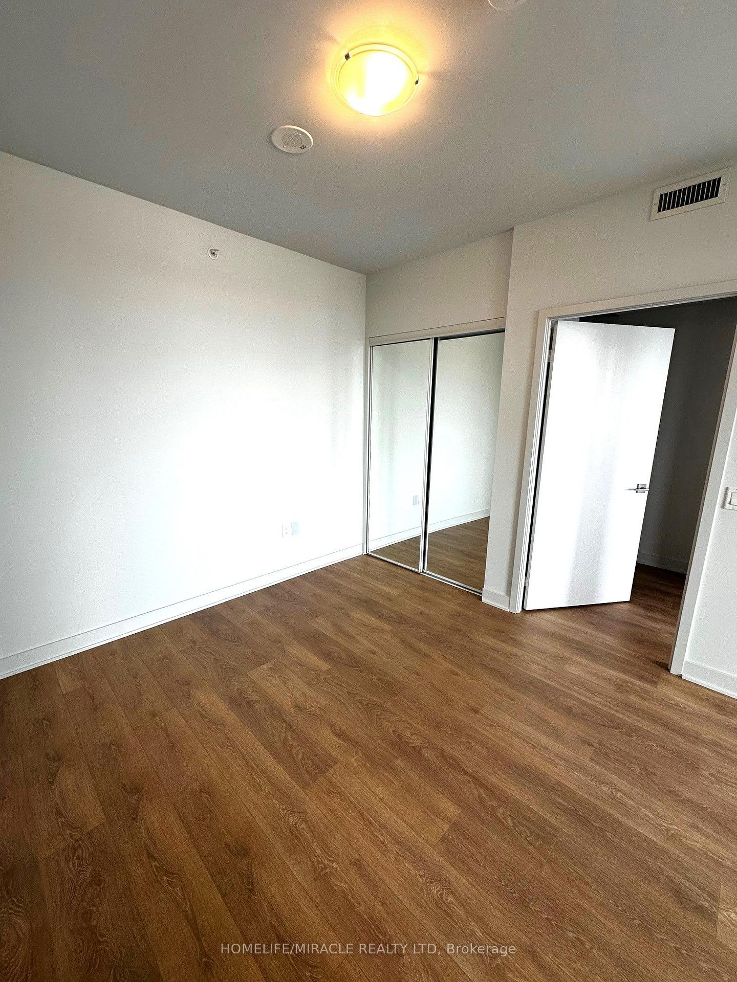 Photo 12 of Unit 3009, 2920 Highway 7, Vaughan, Concord — HOMEH