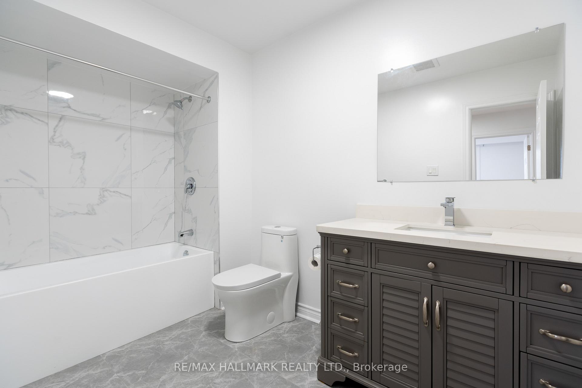 Photo 7 of Unit Upper, 243 Apache Trail, North York, Pleasant View — HOMEH