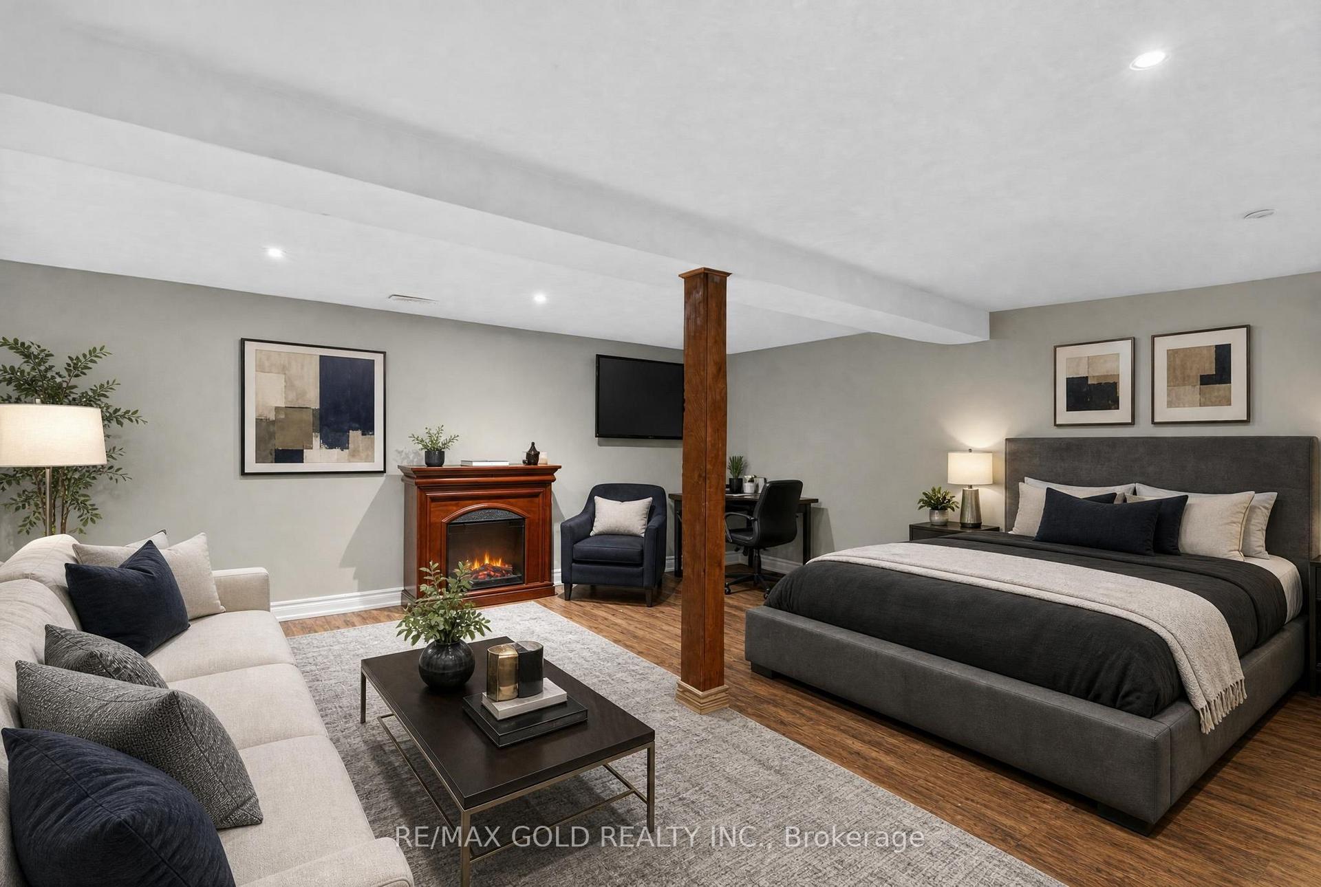 Photo 27 of 32 Dunblaine Crescent, Brampton, Southgate — HOMEH