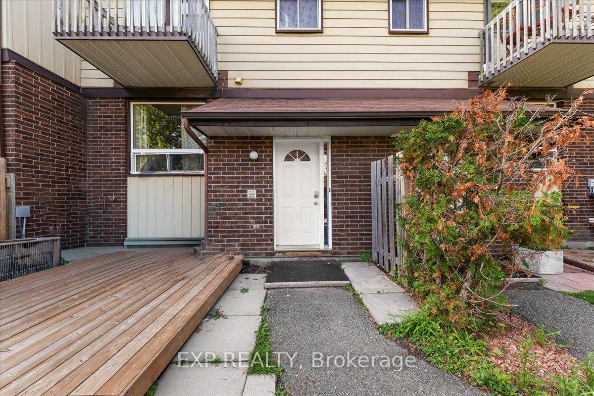 Photo 2 of Unit 9, 407 Montfort Street, Ottawa, Cardinal Glen — HOMEH