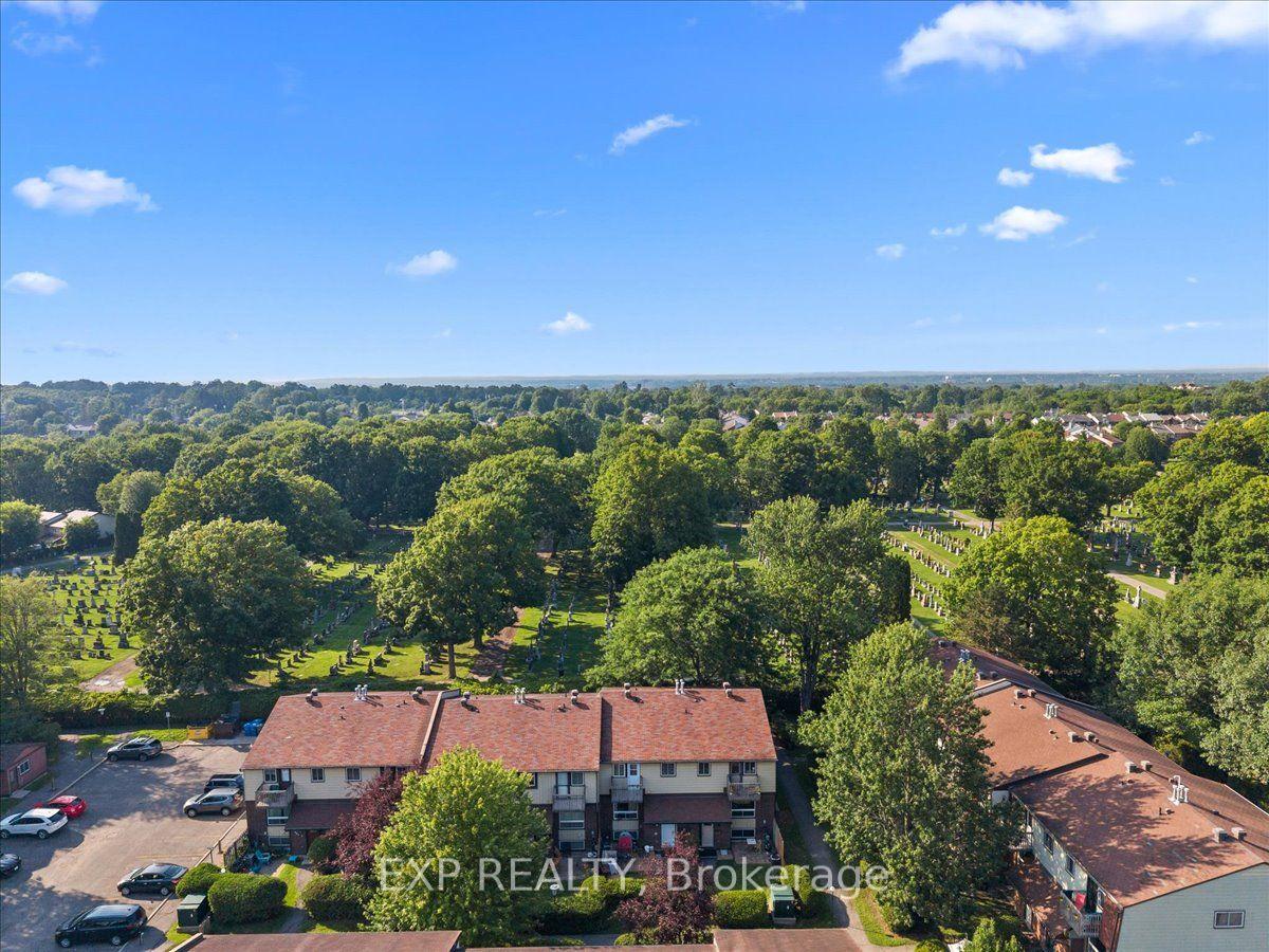 Photo 27 of Unit 9, 407 Montfort Street, Ottawa, Cardinal Glen — HOMEH