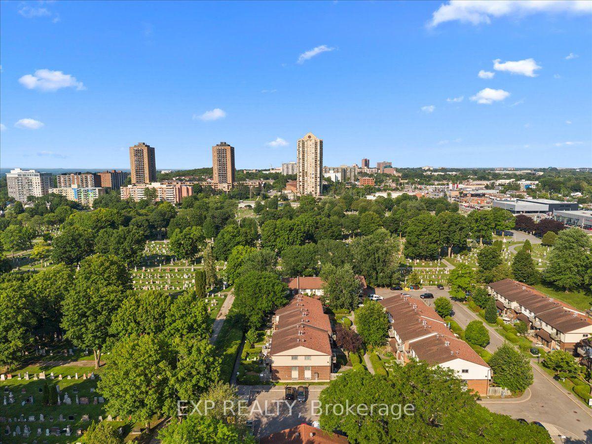Photo 29 of Unit 9, 407 Montfort Street, Ottawa, Cardinal Glen — HOMEH