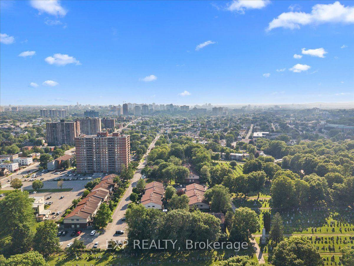 Photo 31 of Unit 9, 407 Montfort Street, Ottawa, Cardinal Glen — HOMEH