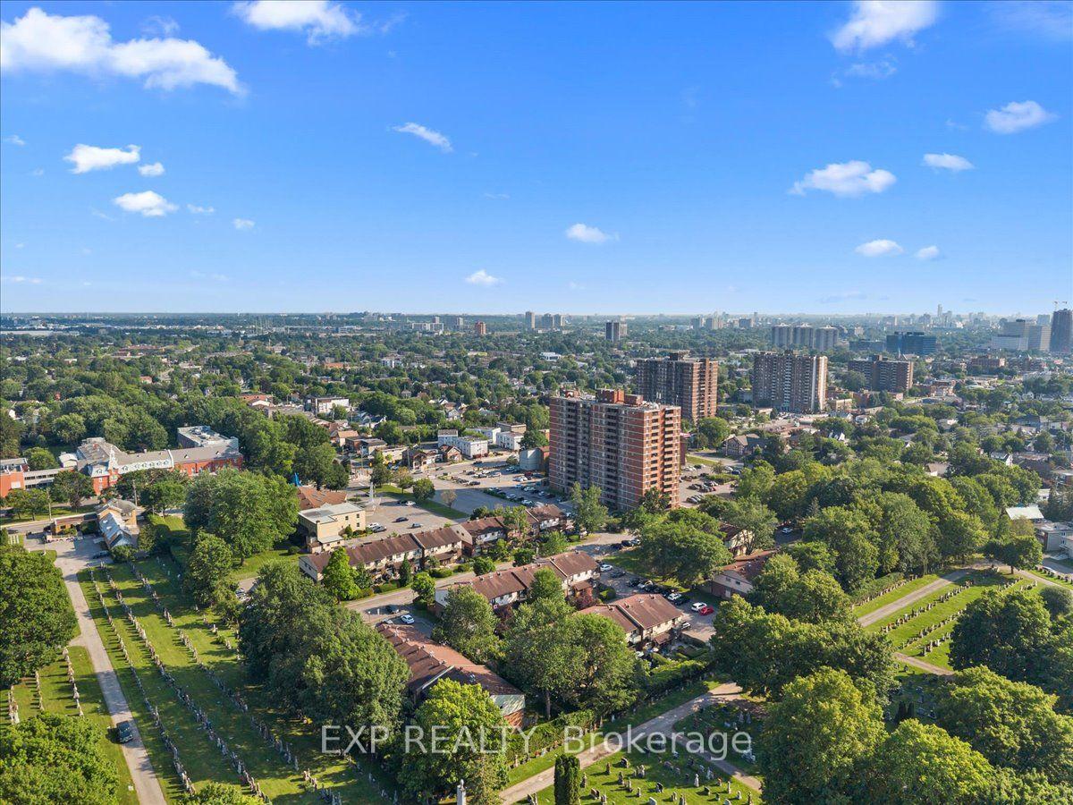 Photo 32 of Unit 9, 407 Montfort Street, Ottawa, Cardinal Glen — HOMEH
