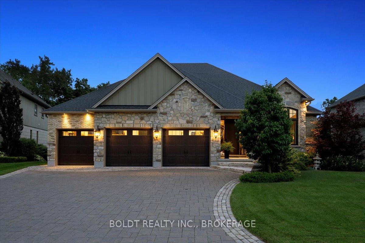 Photo 1 of 36 Philmori Boulevard, Pelham, Fonthill — HOMEH