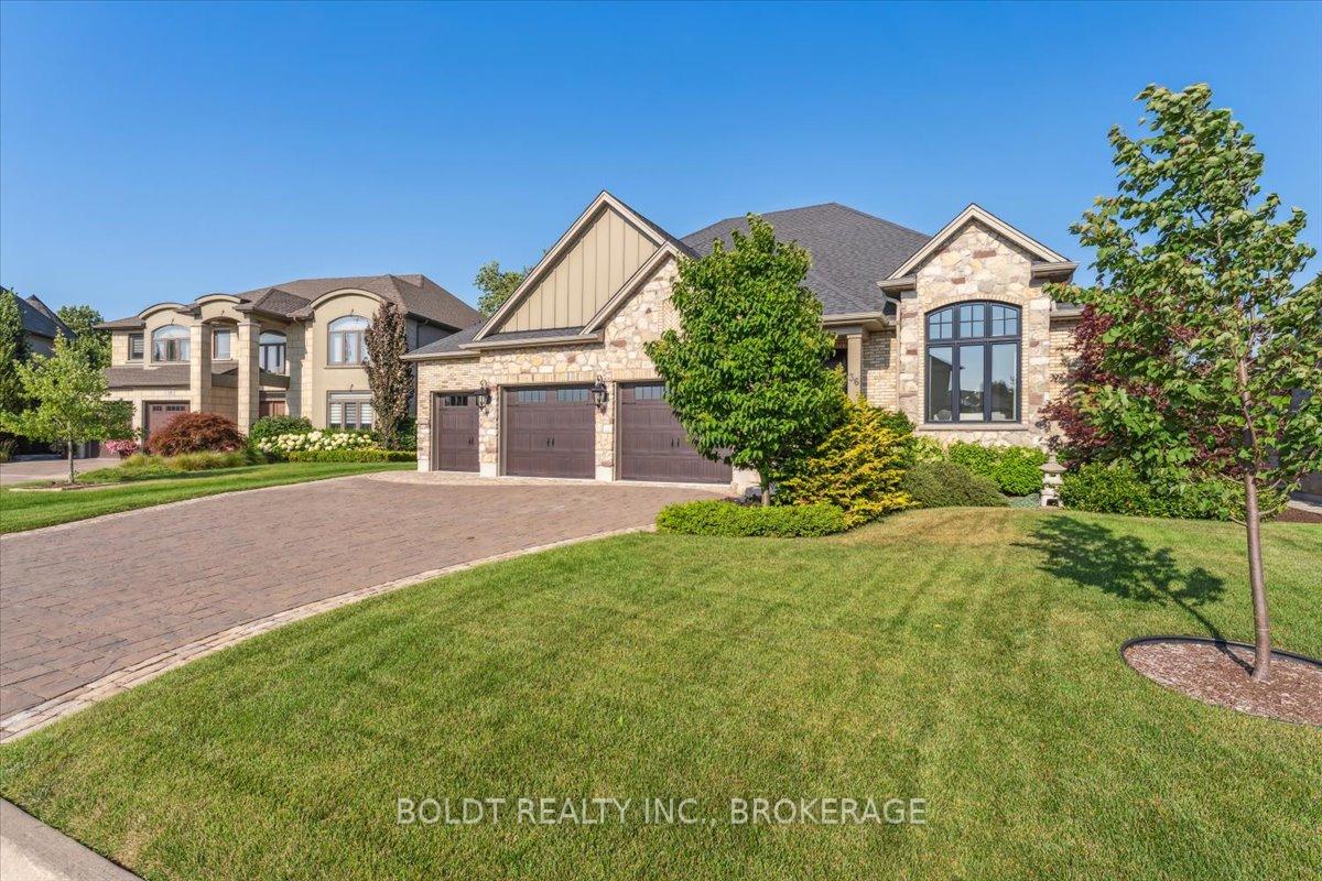 Photo 8 of 36 Philmori Boulevard, Pelham, Fonthill — HOMEH
