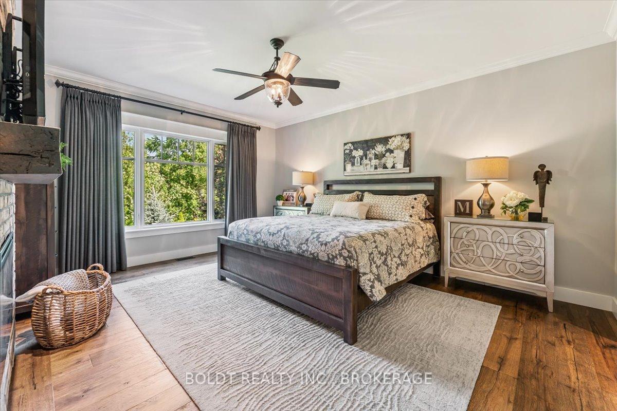 Photo 24 of 36 Philmori Boulevard, Pelham, Fonthill — HOMEH
