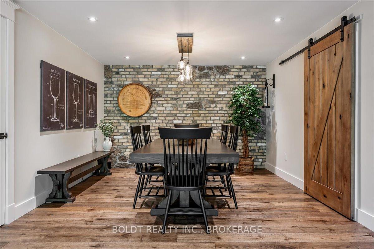 Photo 37 of 36 Philmori Boulevard, Pelham, Fonthill — HOMEH