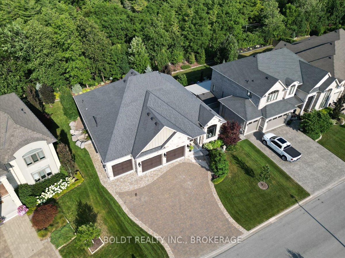 Photo 46 of 36 Philmori Boulevard, Pelham, Fonthill — HOMEH