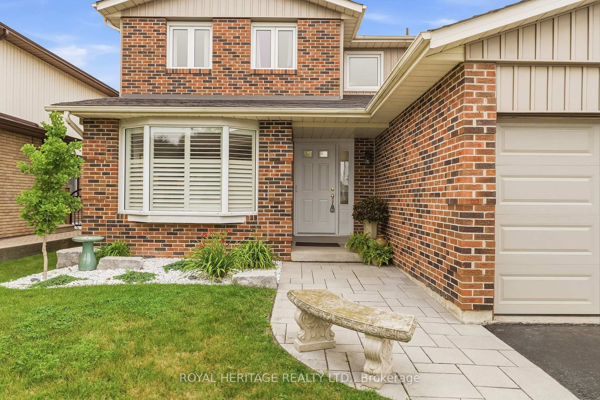 Photo 4 of 7 Carter Crescent, Whitby, Lynde Creek — HOMEH