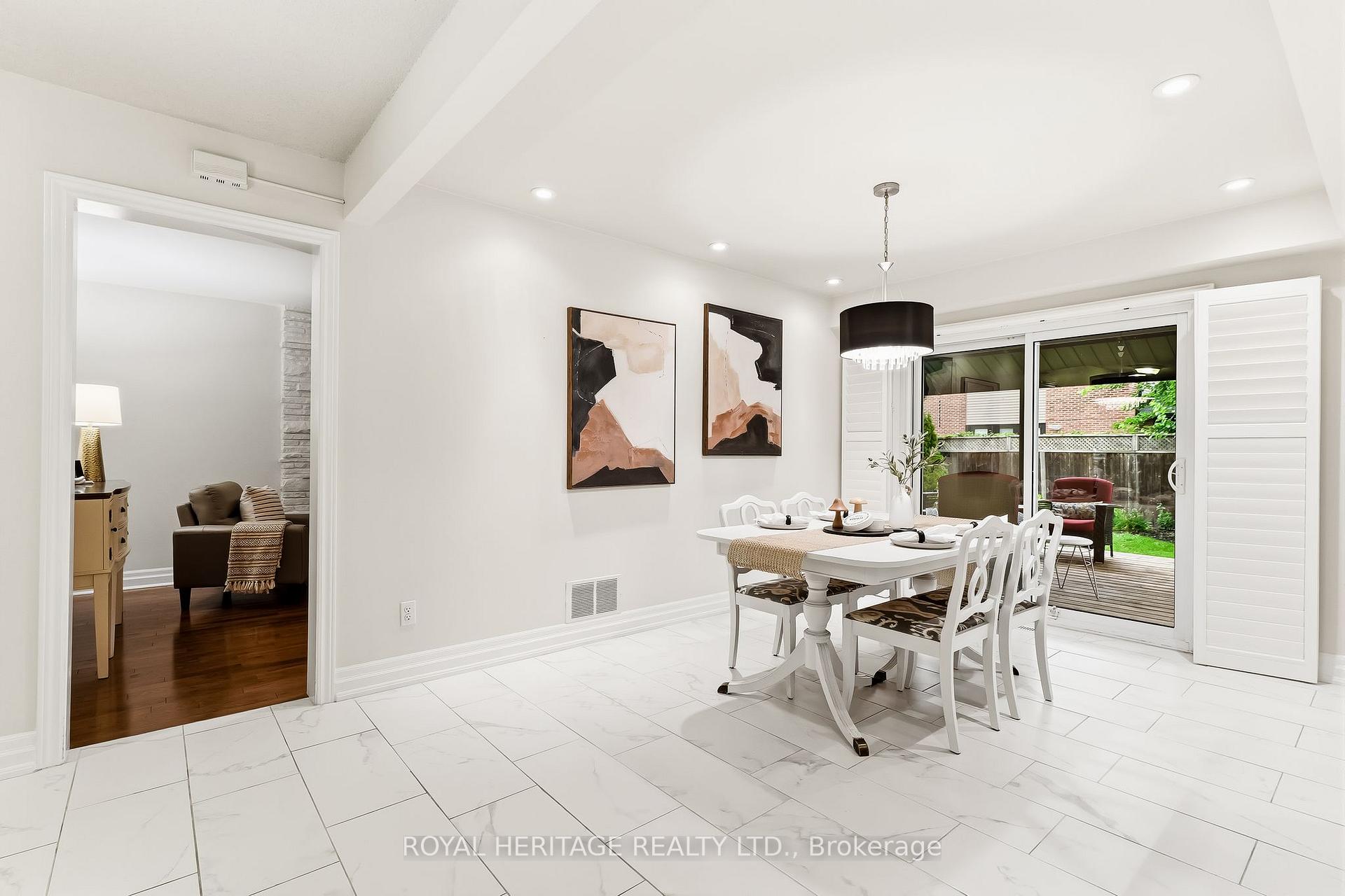 Photo 12 of 7 Carter Crescent, Whitby, Lynde Creek — HOMEH