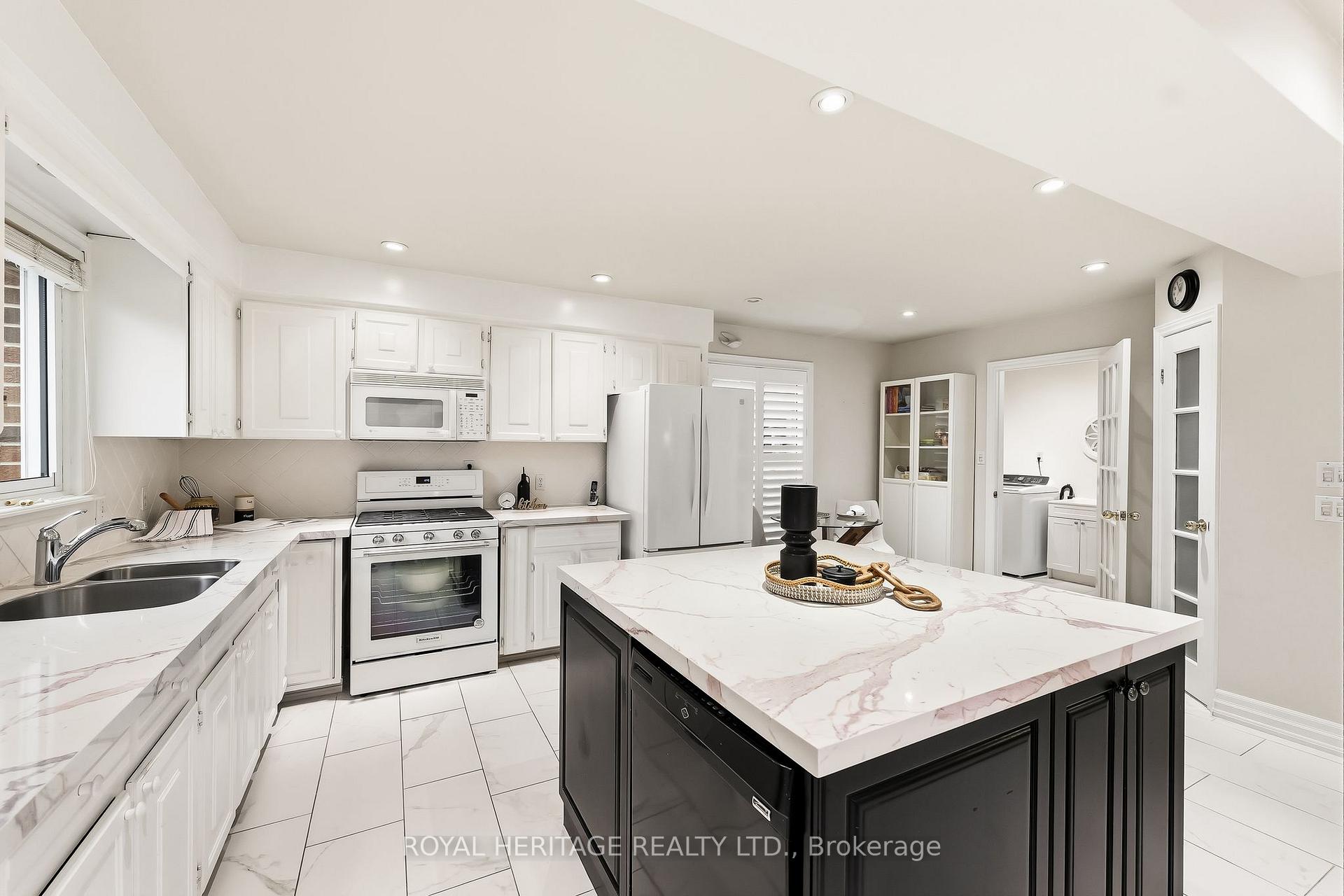 Photo 18 of 7 Carter Crescent, Whitby, Lynde Creek — HOMEH