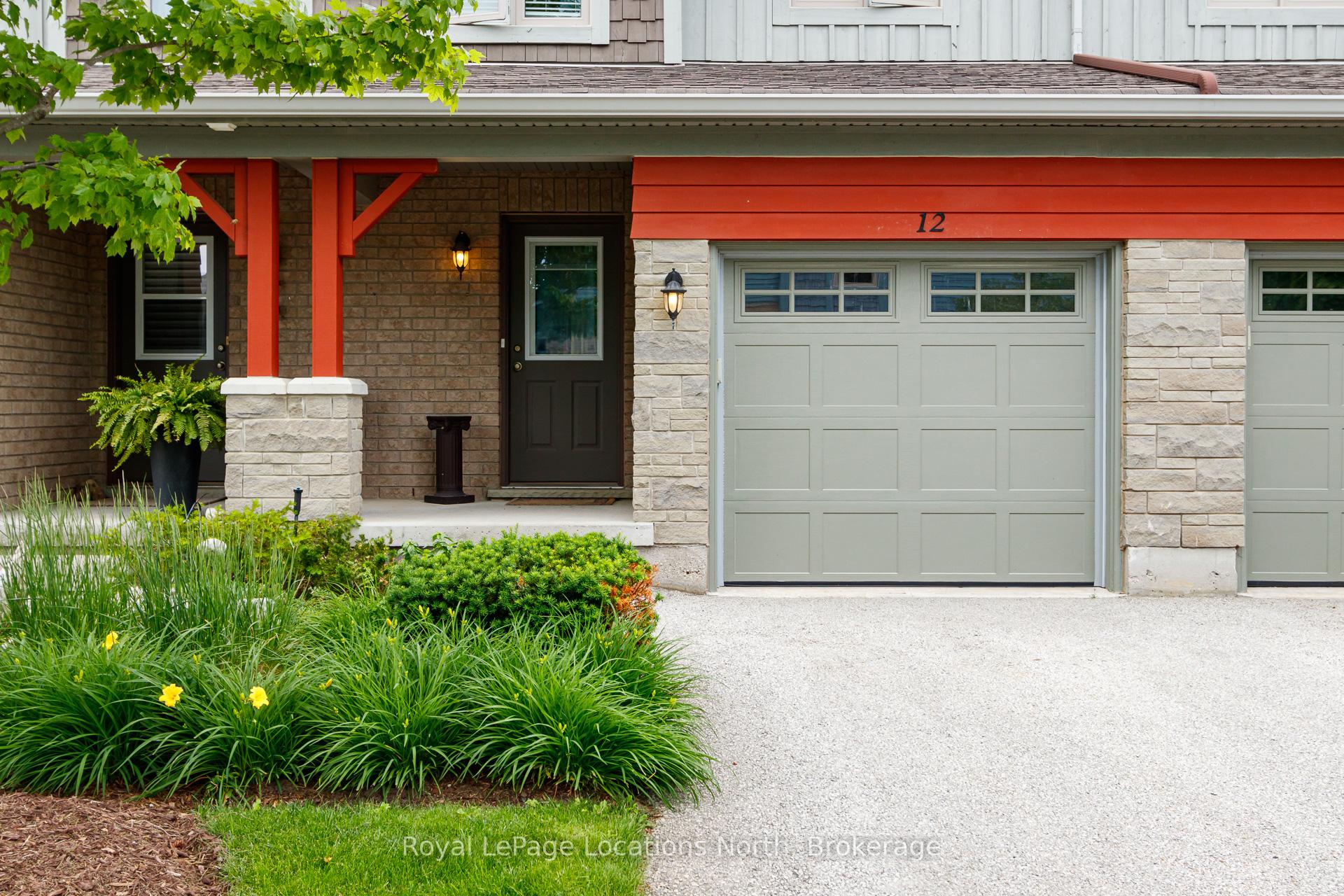 Photo 3 of 12 Silver Glen Boulevard, Collingwood — HOMEH