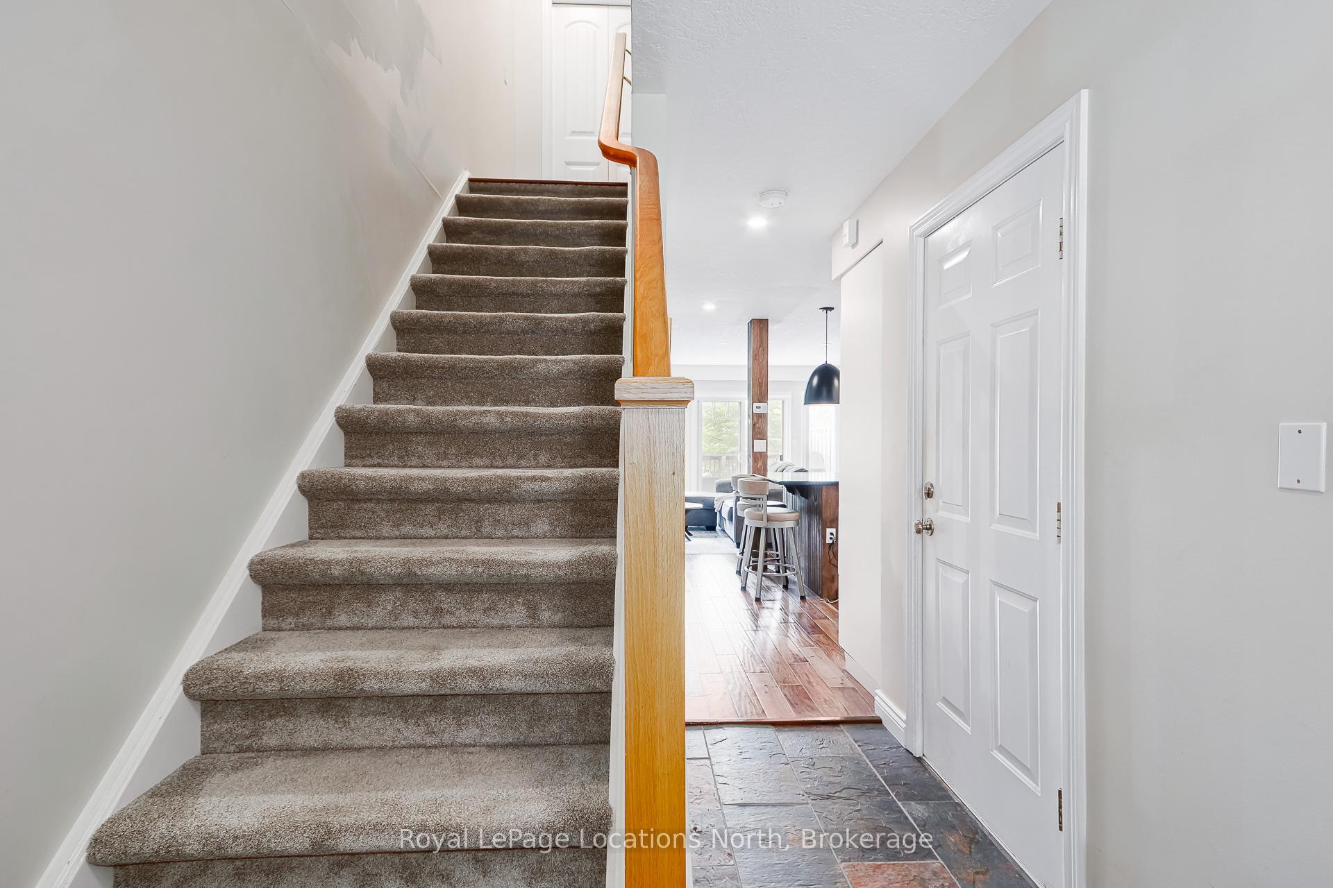 Photo 20 of 12 Silver Glen Boulevard, Collingwood — HOMEH