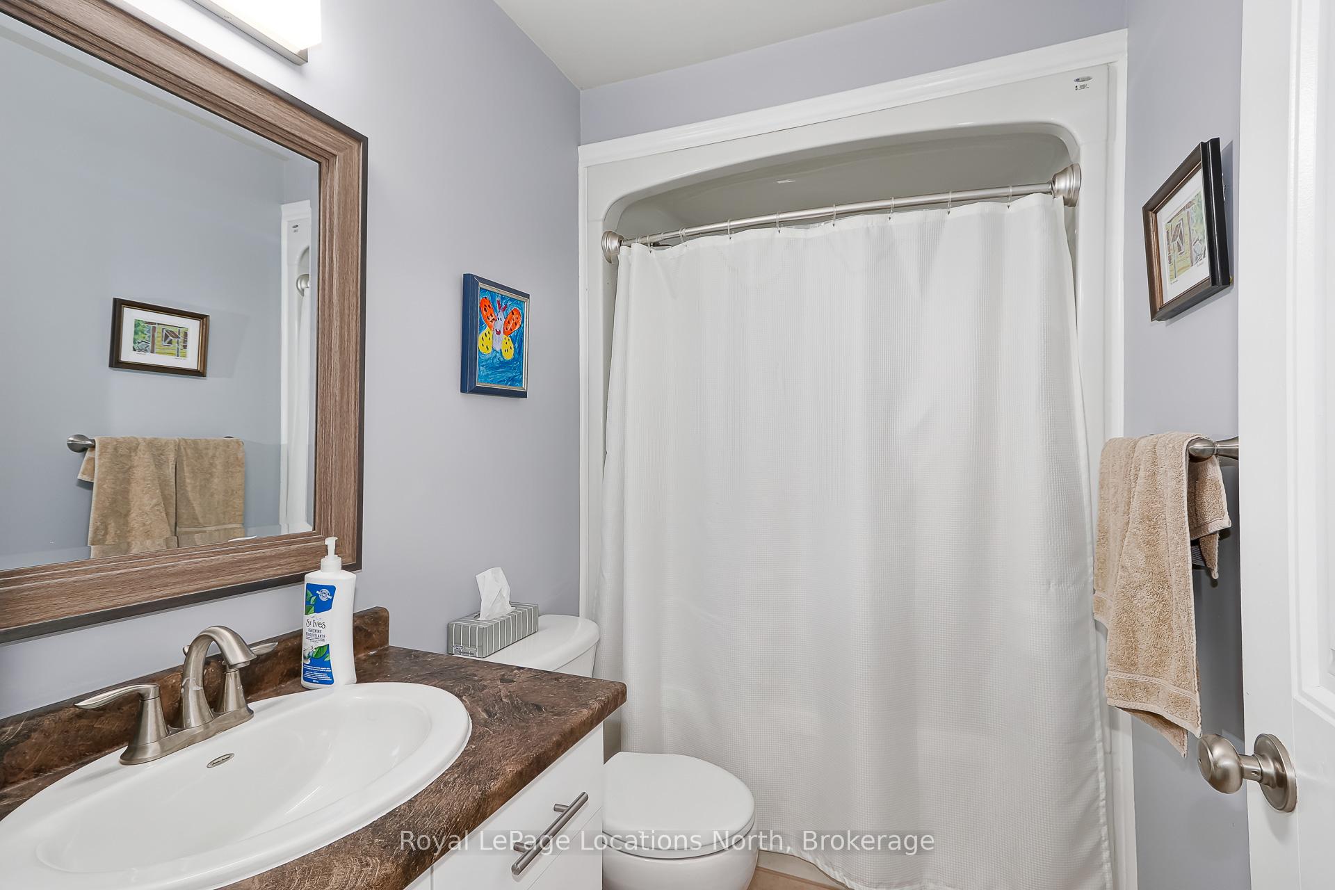 Photo 39 of 12 Silver Glen Boulevard, Collingwood — HOMEH