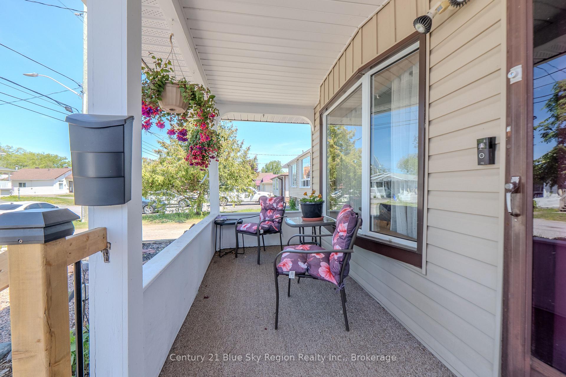 Photo 4 of 174 Princess Street E, North Bay, Central — HOMEH