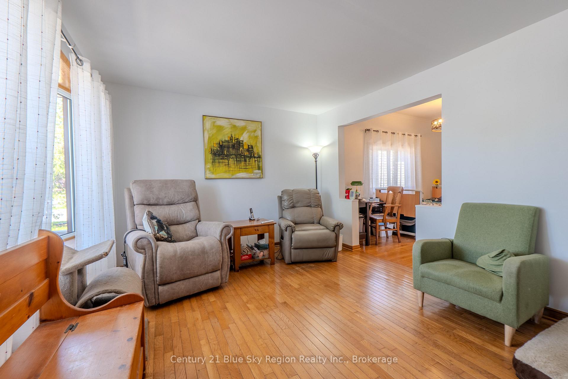 Photo 7 of 174 Princess Street E, North Bay, Central — HOMEH